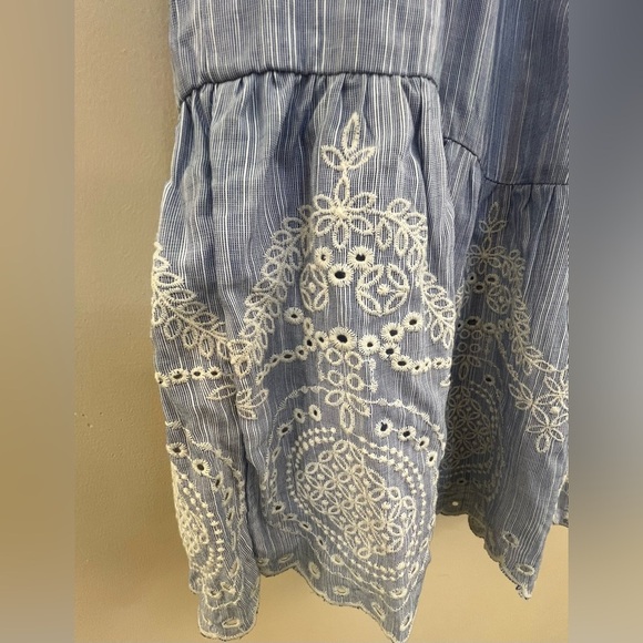 NWT Mi Ami for Francesca’s Eyelet Strap Slembroide Dress - Picture 3 of 9